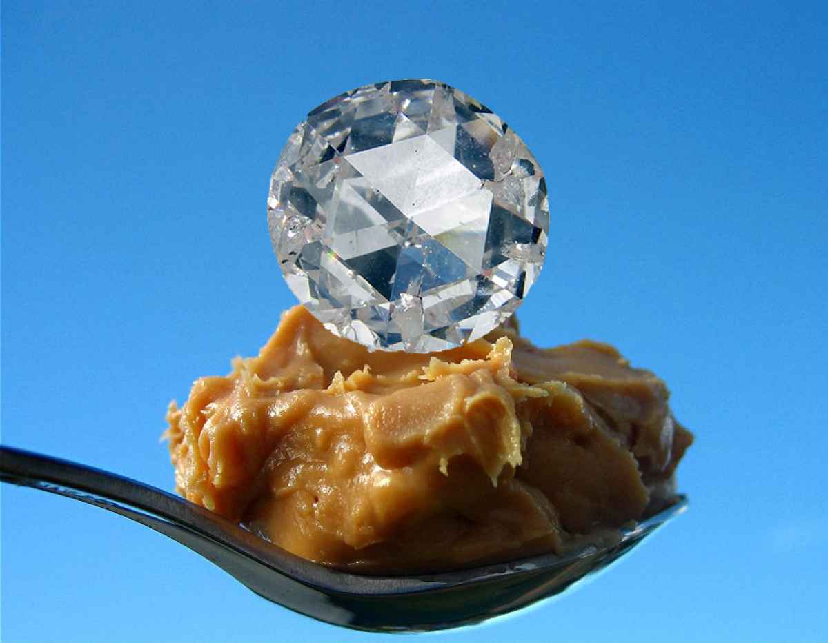 ドイツの物理学者、ピーナッツバターからダイアモンドの生成に成功