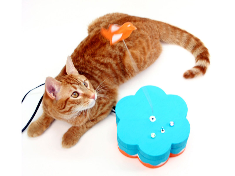 ArduinoとTwitterを連携して作る飼い猫のおもちゃ『Kitty Twitty』