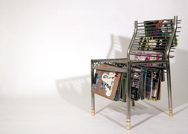 マガジンラックと一体化されたアイデアチェアー『Magazine Rack Chair』
