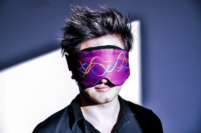 多相睡眠で効率的な睡眠が得られるアイマスク『Neuroon』がKickstarterで登場