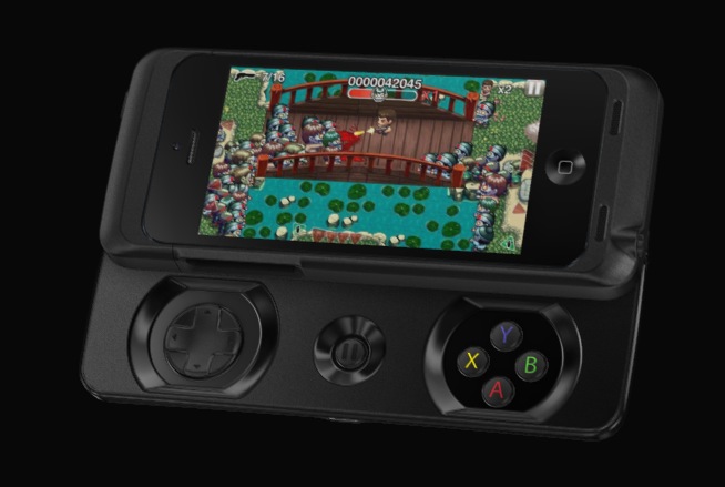スライド式のゲームコントローラ内蔵iPhoneケース『Razer Junglecat』