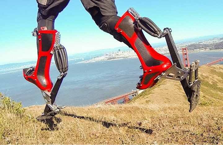 時速40km超！ダチョウのアキレス腱をヒントに開発された快速ブーツ『Bionic Boot』