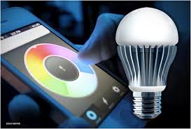 これぞスマート照明！スマホからWifiで光の色や強さを調節できるLED電球『LIFX』