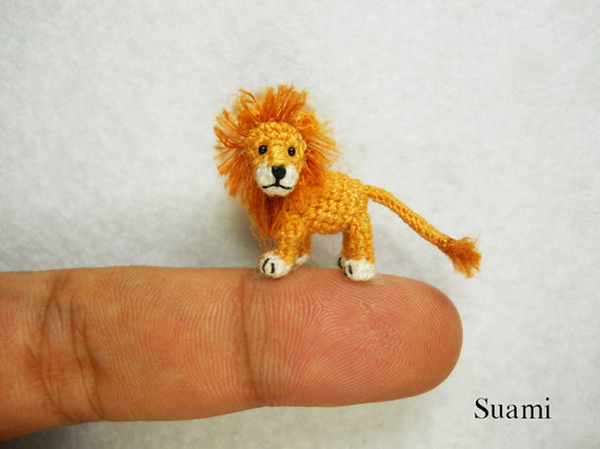 小指の爪よりミニサイズ！！めちゃくちゃ小さい手編みの動物たちが可愛すぎる