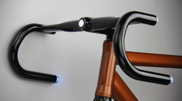 あなたの自転車をスマートバイク化してくれるハンドル『Helios Bars』