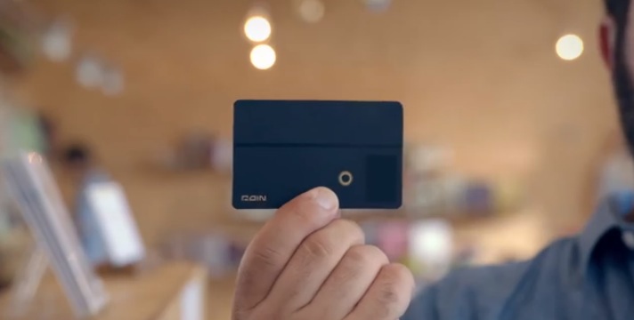 8枚分のカード情報を1枚だけで管理する電子クレジットカード『Coin』