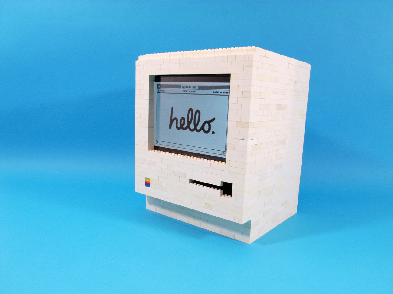 レゴブロックとiPadから作る1984年当時の初代Mac